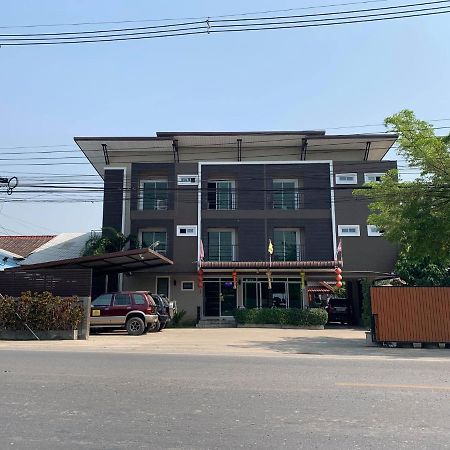 Bansappoori Aparthotel Lamphun Exteriör bild